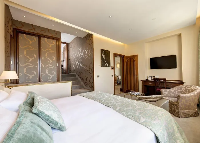 מלון Nazionale 4*