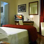 ناتسيوناله 4*